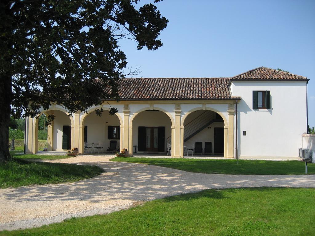 Villa Pastori Мира Экстерьер фото